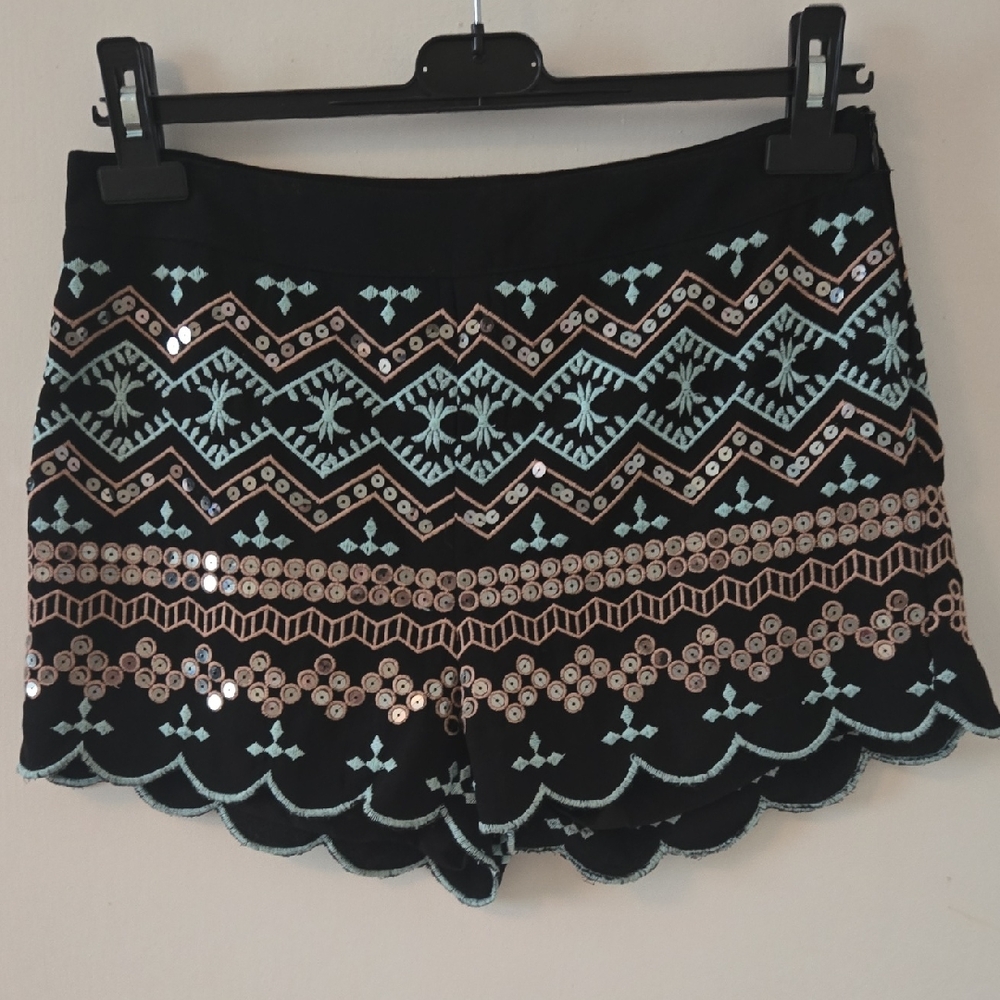 English Rose Black Garment